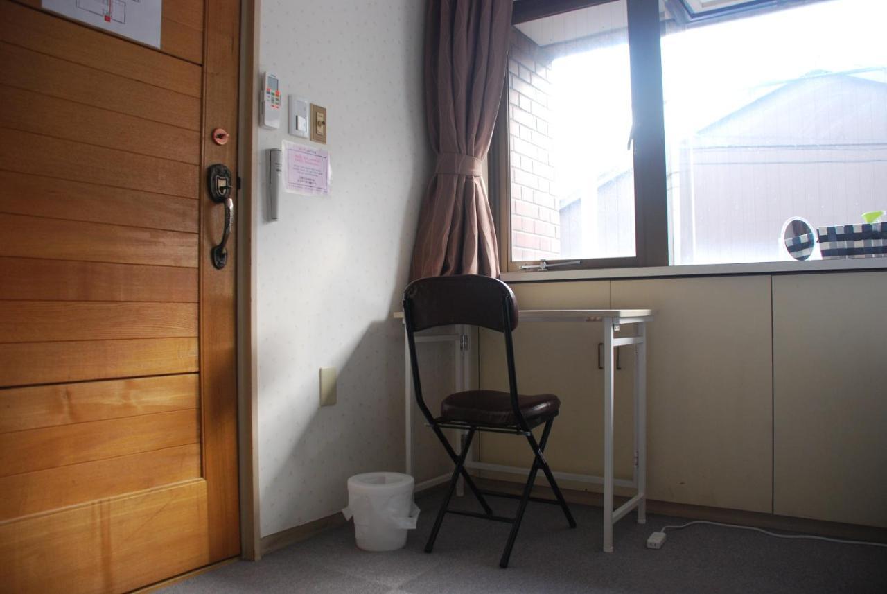 Tiny Guesthouse Umekoji 梅小路 Kiotó Kültér fotó